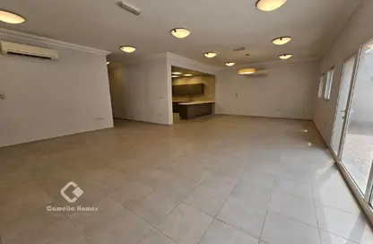 Compound - 4 Bedrooms - 6 Bathrooms for rent in Ain Khaled Villas - Ain Khaled - Doha