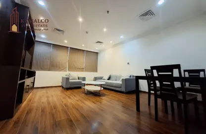 شقة - 2 غرف نوم - 2 حمامات للايجار في اي بي 16 - دوحة الجديد - الدوحة