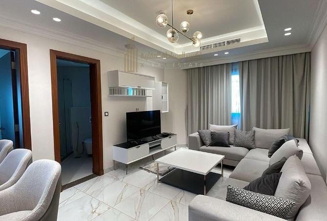 967155 - Property Image 2