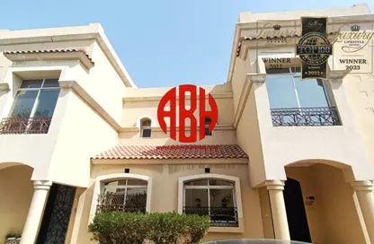 مجمع سكني - 4 غرف نوم - 5 حمامات للايجار في شارع الوعب - الوعب - الدوحة