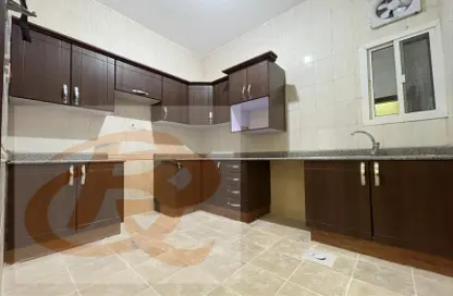 شقة - 2 غرف نوم - 2 حمامات للايجار في اقامة الانديغو - فريج بن محمود- جنوب - فريج بن محمود - الدوحة