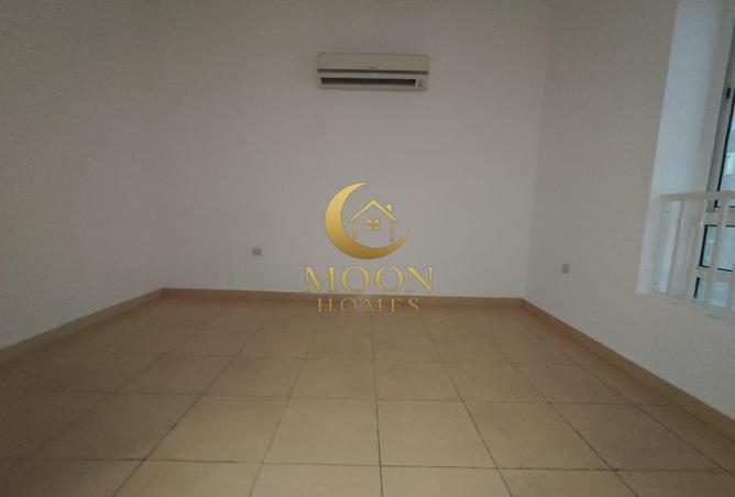 939251 - Property Image 3