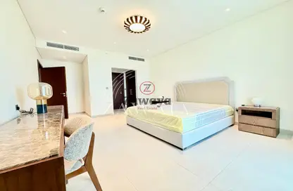 Apartment - 1 Bedroom - 2 Bathrooms for rent in Marina Tower 21 - Marina District - Lusail
