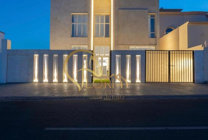 904384 - Property Image 2