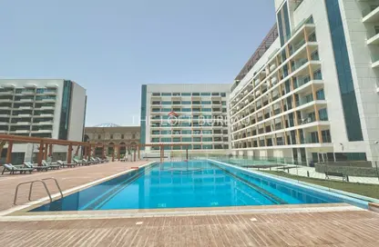 Apartment - 1 Bedroom - 2 Bathrooms for sale in Lusail Residence - Marina District - Lusail