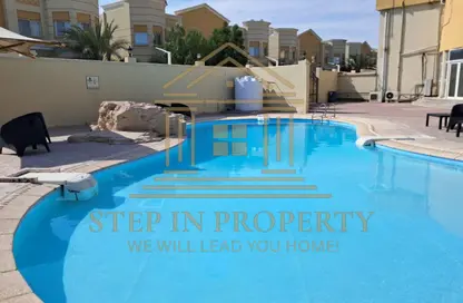 فيلا - 4 غرف نوم - 5 حمامات للايجار في سوق الغرافة - الغرافة - الدوحة