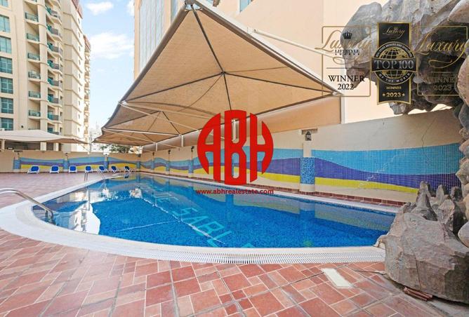 972402 - Property Image 2