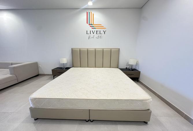 984076 - Property Image 3