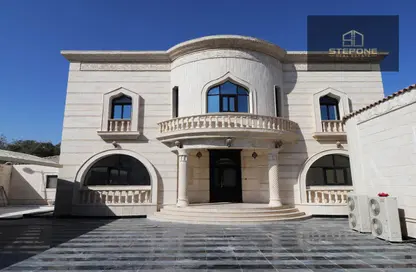 Villa - 6 Bedrooms - 7 Bathrooms for sale in Al Faisal Tower - Al Dafna - Al Dafna - Doha