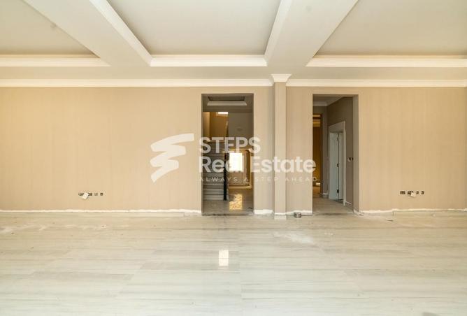 955299 - Property Image 3