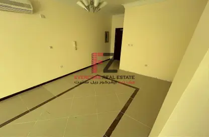 شقة - 2 غرف نوم - 2 حمامات للايجار في شارع الروابي - المنتزه - الدوحة