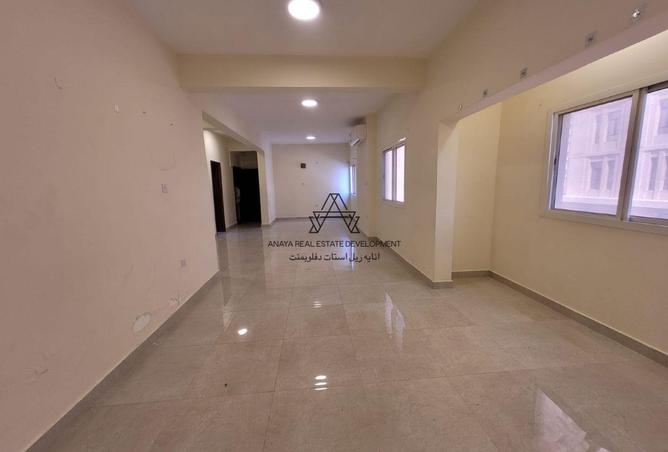 954247 - Property Main Image