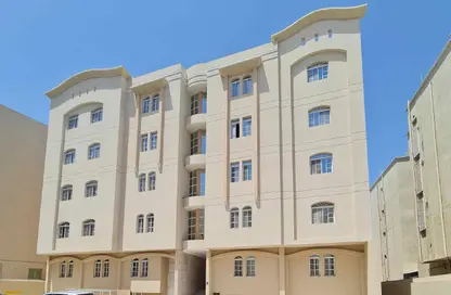 Apartment - 2 Bedrooms - 2 Bathrooms for rent in Al Sadd Road - Al Sadd - Doha