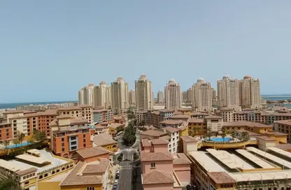 Apartment - 1 Bedroom - 2 Bathrooms for rent in West Porto Drive - Porto Arabia - The Pearl Island - Doha