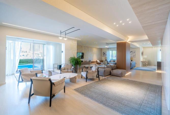 978604 - Property Image 3