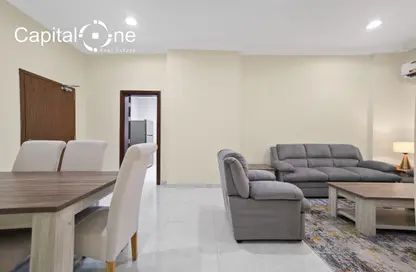 Apartment - 2 Bedrooms - 2 Bathrooms for rent in Al Zubair Bakkar Street - Al Sadd - Doha