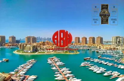 شقة - 2 غرف نوم - 3 حمامات للايجار في طريق بورتو الغربي - بورتو أرابيا - جزيرة اللؤلؤة - الدوحة