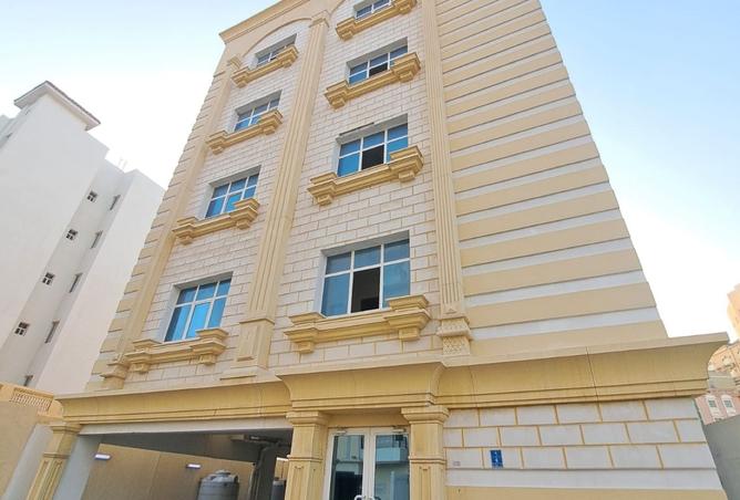 985995 - Property Image 2