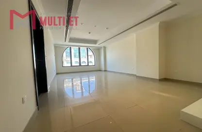 Apartment - 1 Bedroom - 2 Bathrooms for rent in The Pearl Island - Doha