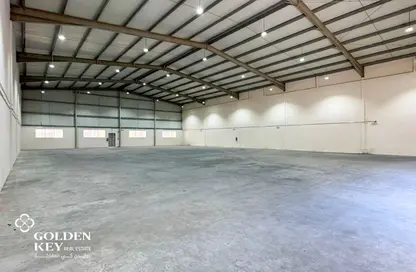 Warehouse - Studio for rent in East Industrial Street - Birkat Al Awamer - Al Wakra