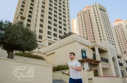 شقة - 2 غرف نوم - 3 حمامات للايجار في برج 6 - فيفا بحرية - جزيرة اللؤلؤة - الدوحة