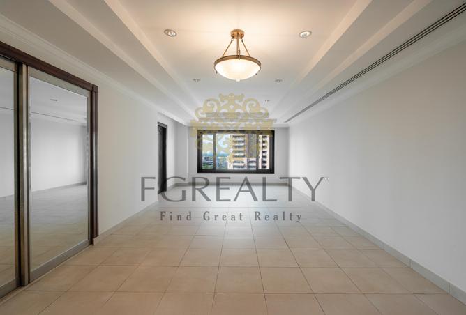 900472 - Property Image 2