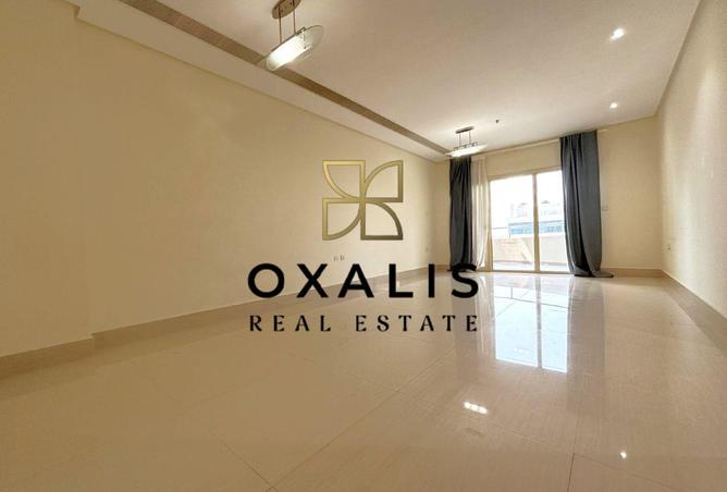 999090 - Property Image 2