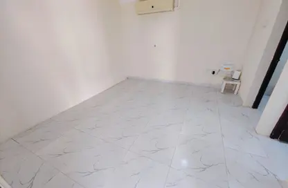 شقة - 1 حمام للايجار في 871 شارع - جنوب الدحيل - الدحيل - الدوحة