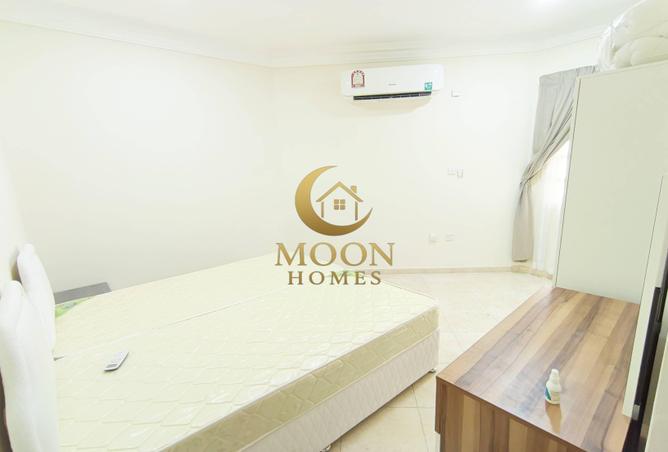 971812 - Property Image 2