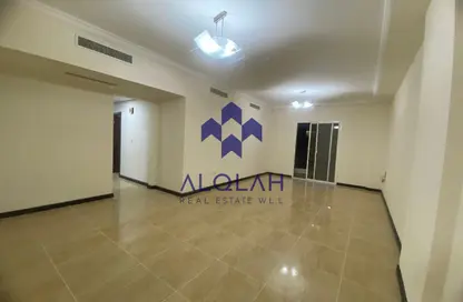 Apartment - 3 Bedrooms - 3 Bathrooms for rent in Al Nasr Street - Al Nasr - Doha