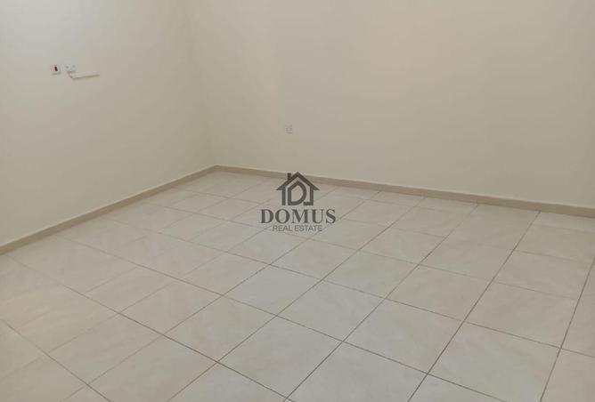 940002 - Property Image 3