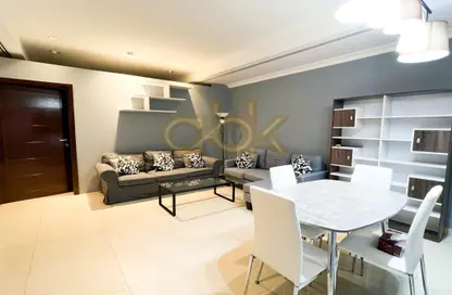 Apartment - 2 Bedrooms - 2 Bathrooms for rent in East Porto Drive - Porto Arabia - The Pearl Island - Doha