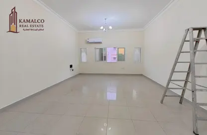 Apartment - 2 Bedrooms - 2 Bathrooms for rent in Muntazah 13 - Al Muntazah - Doha