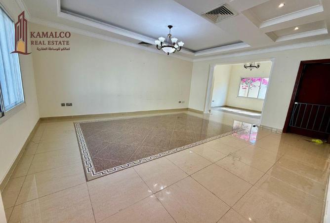 963967 - Property Image 3