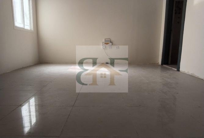 1000958 - Property Main Image