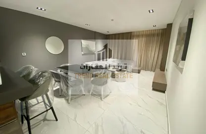 شقة - 3 غرف نوم - 2 حمامات للايجار في عرض البوليفارد - مدينة الياسمين - الوسيل