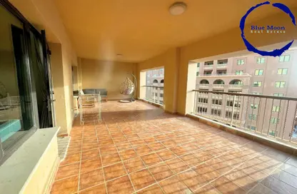 Apartment - 1 Bedroom - 2 Bathrooms for rent in East Porto Drive - Porto Arabia - The Pearl Island - Doha