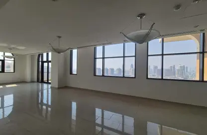 Apartment - 3 Bedrooms - 5 Bathrooms for rent in East Porto Drive - Porto Arabia - The Pearl Island - Doha