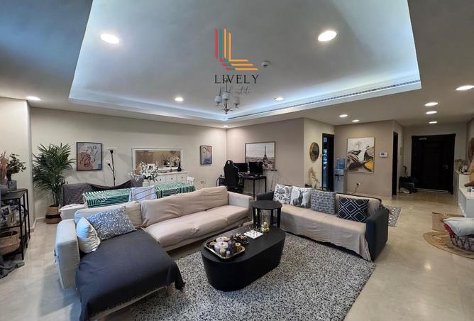 962724 - Property Image 2