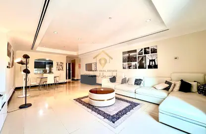 شقة - 2 غرف نوم - 2 حمامات للايجار في طريق بورتو الغربي - بورتو أرابيا - جزيرة اللؤلؤة - الدوحة