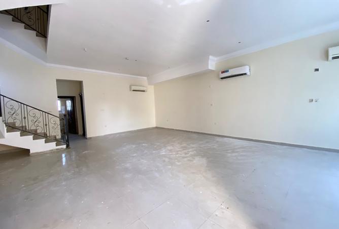 965016 - Property Image 2