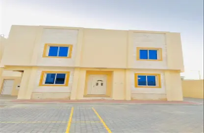 فيلا - 6 غرف نوم - 4 حمامات للايجار في Al Sakhama - الدوحة