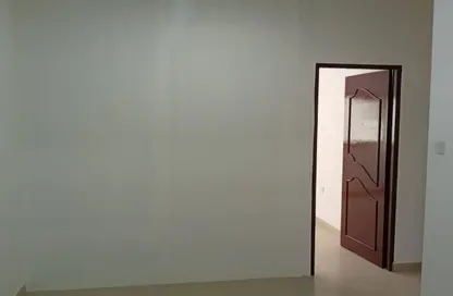 Apartment - 2 Bedrooms - 2 Bathrooms for rent in Fereej Bin Mahmoud North - Fereej Bin Mahmoud - Doha