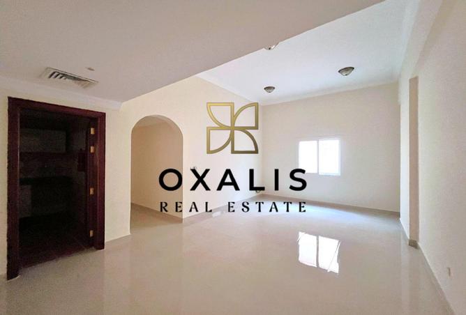 1007015 - Property Image 2