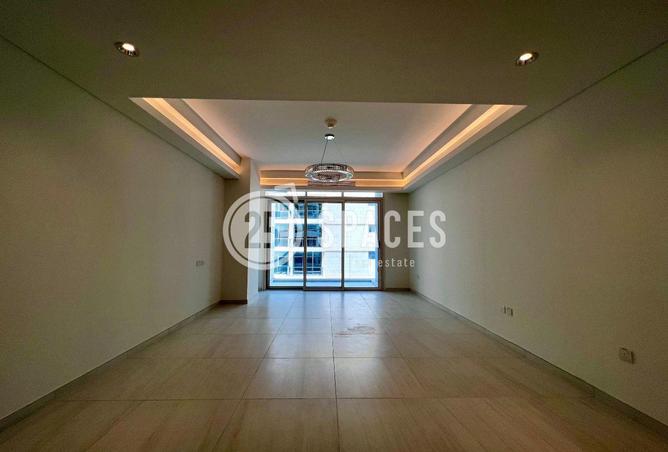 913771 - Property Image 2