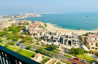 Apartment - 2 Bedrooms - 3 Bathrooms for rent in Tower 29 - Viva Bahriyah - The Pearl Island - Doha