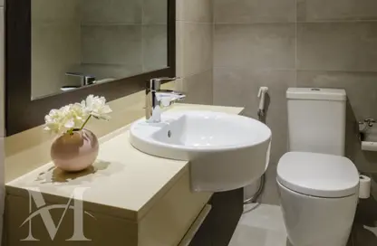 Apartment - 2 Bedrooms - 4 Bathrooms for rent in Le Mirage City Walk - Fereej Bin Mahmoud South - Fereej Bin Mahmoud - Doha