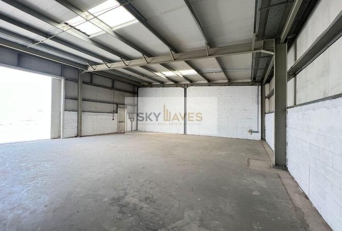 955605 - Property Image 2