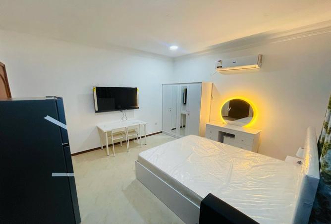 987528 - Property Image 2