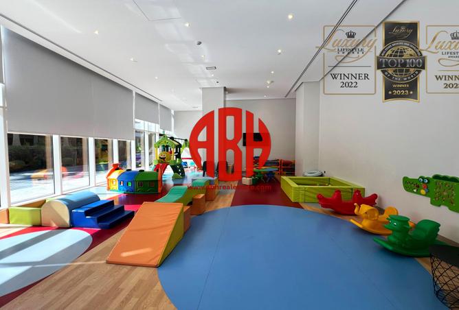 999840 - Property Image 2